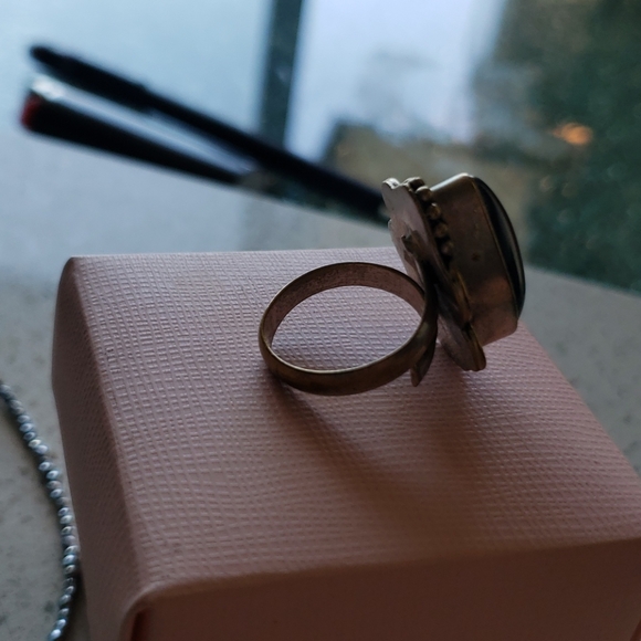 adjustable ring - Picture 2 of 2